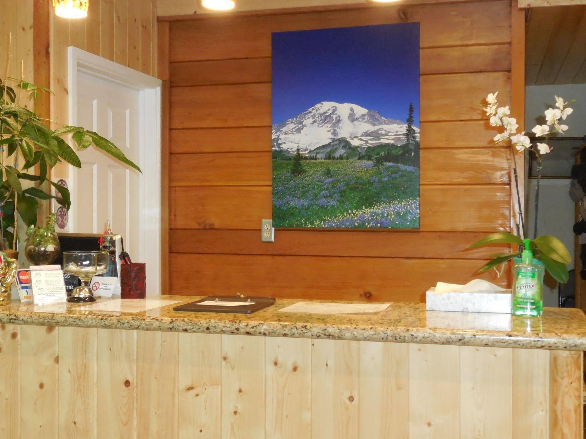 Mountain View Lodge - No Pets Allowed Packwood Luaran gambar